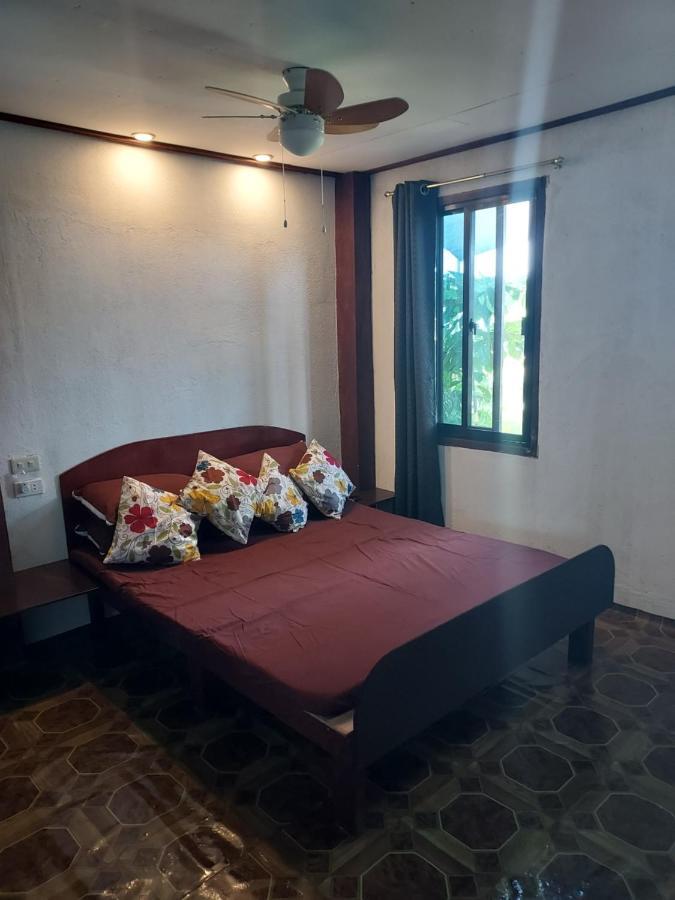 3b Hotel *